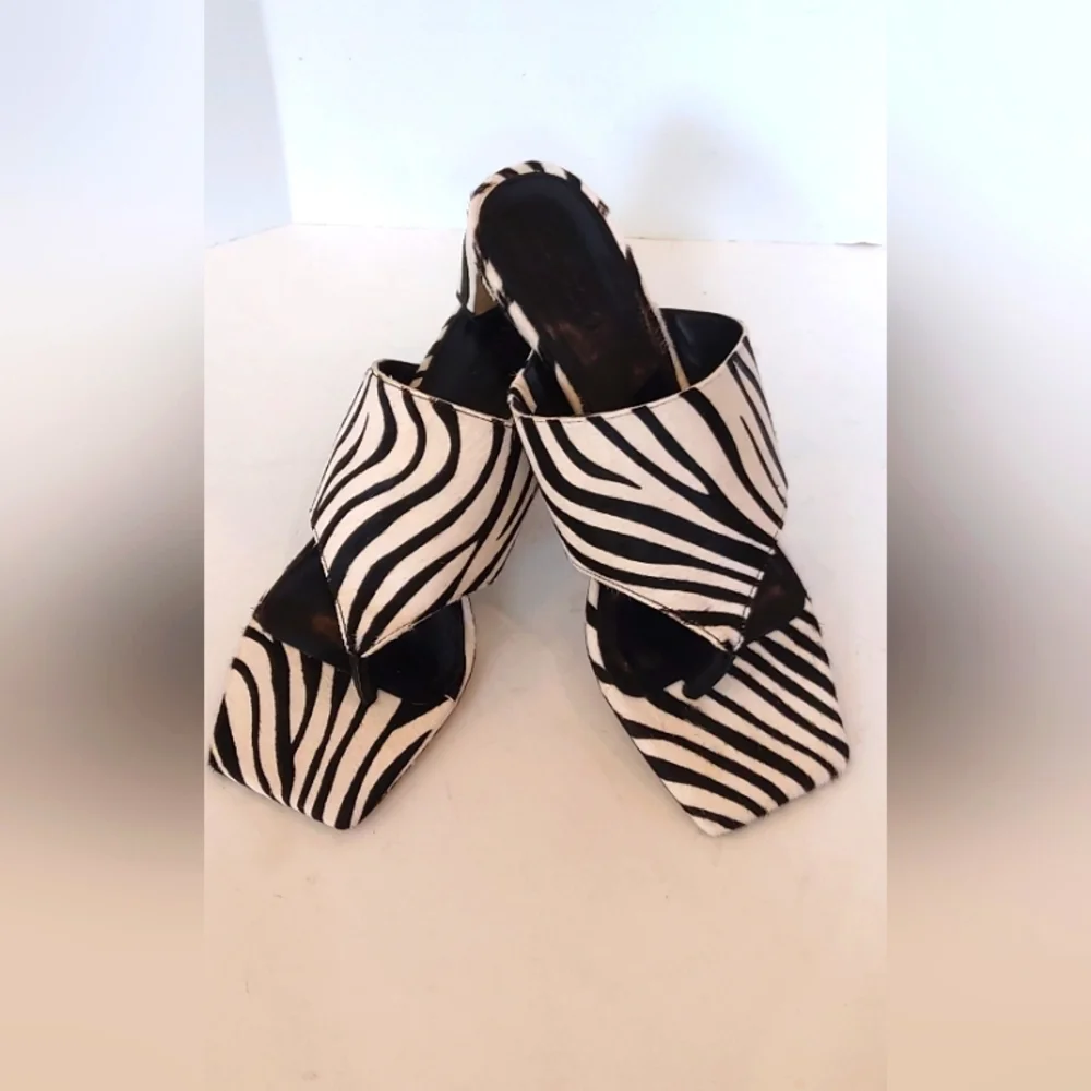 Villa Rouge zibra print calf fur white black square toe sandals - Picture 1 of 12